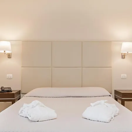 Hotel & Exclusive 3*