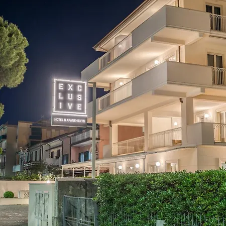 & Exclusive 3* Marina Di Carrara