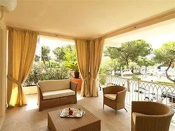 Hotel & Exclusive Marina Di Carrara