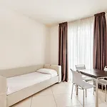& Exclusive Marina Di Carrara