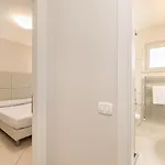 Hotel & Exclusive Marina Di Carrara