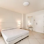 Hotel & Exclusive