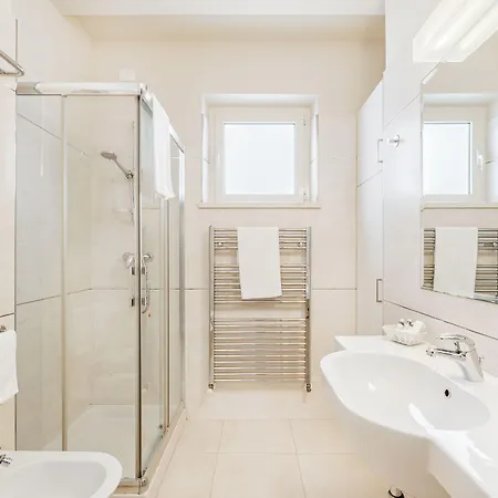 & Exclusive Hotell Marina Di Carrara